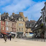 Les Remparts - 250 M From Port - Wifi - Parking - Calme