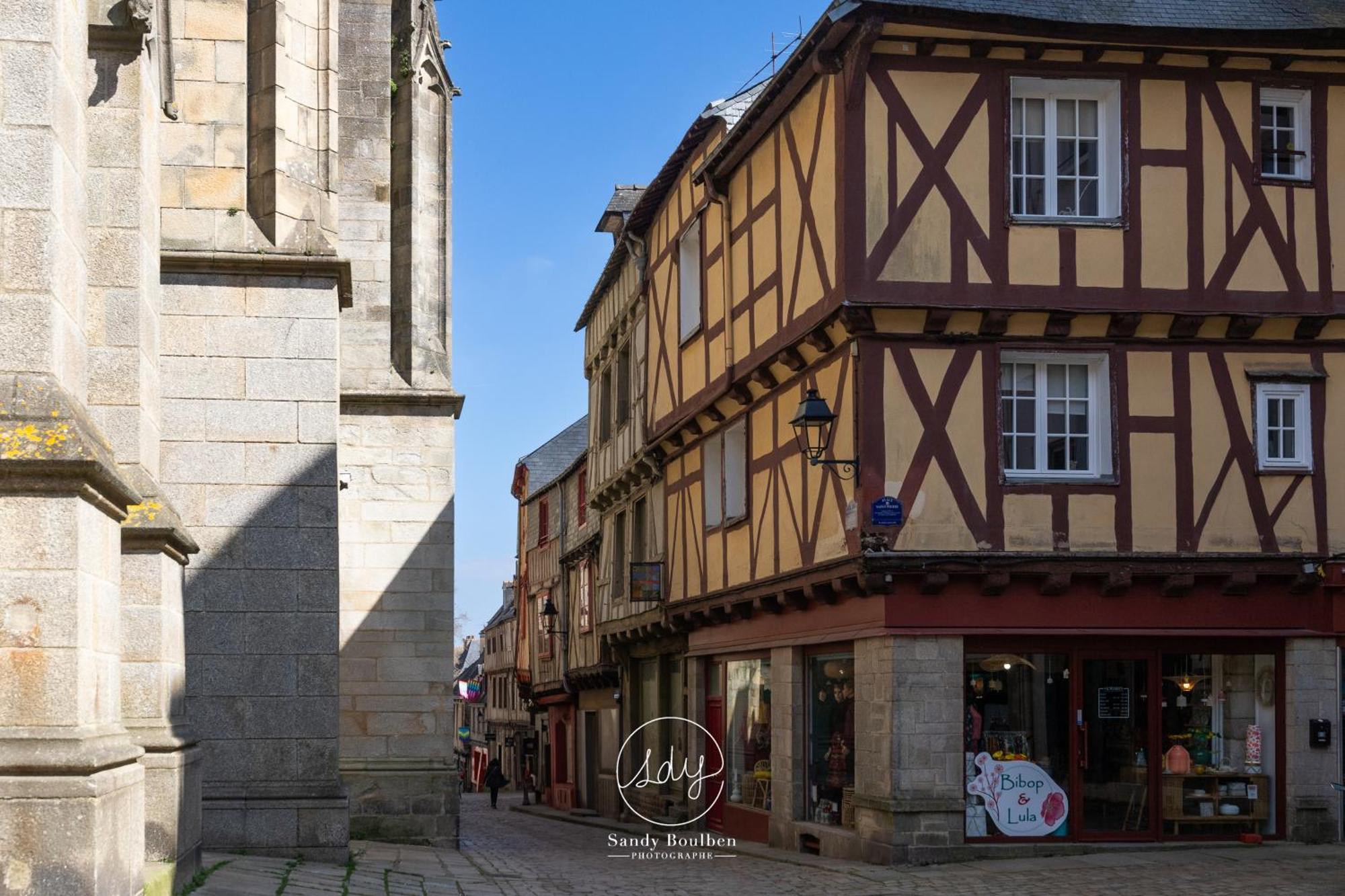 Les Remparts - 250 M From Port - Wifi - Parking - Calme Appartement